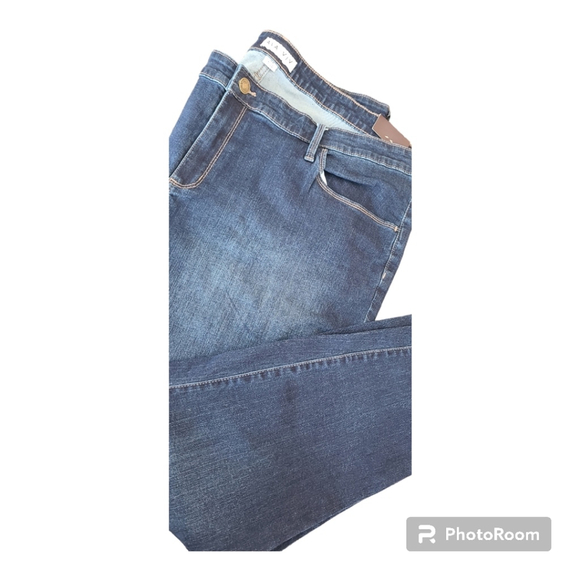 Ava & Viv Plus Size High Rise Skinny Jeans 26W NWT - Picture 3 of 5